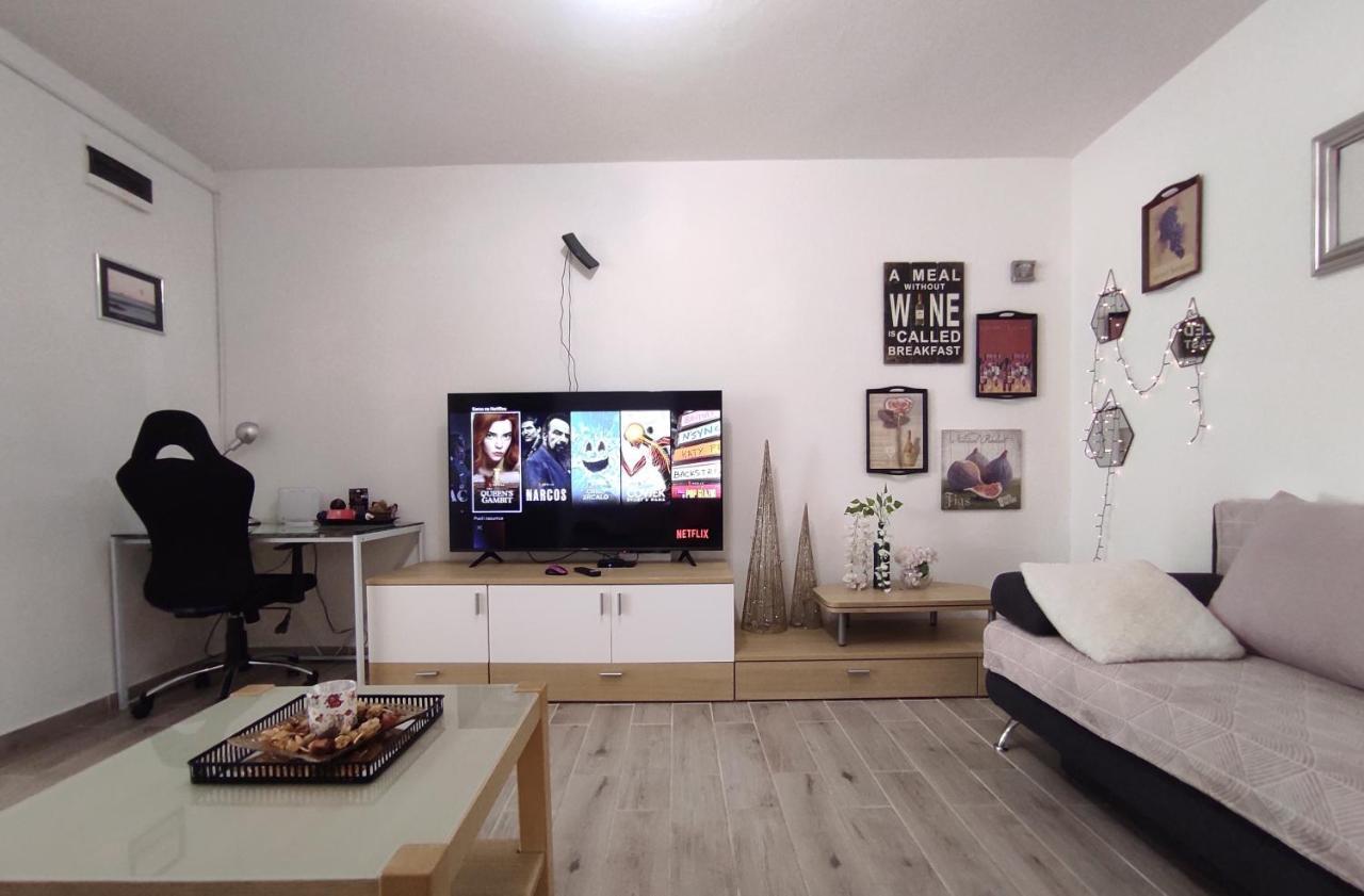 Apartments Emi & Nini Шибеник Екстер'єр фото