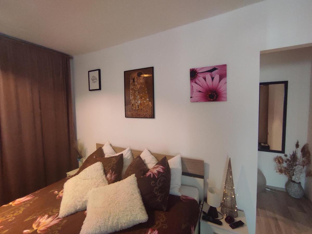 Apartments Emi & Nini Шибеник Екстер'єр фото