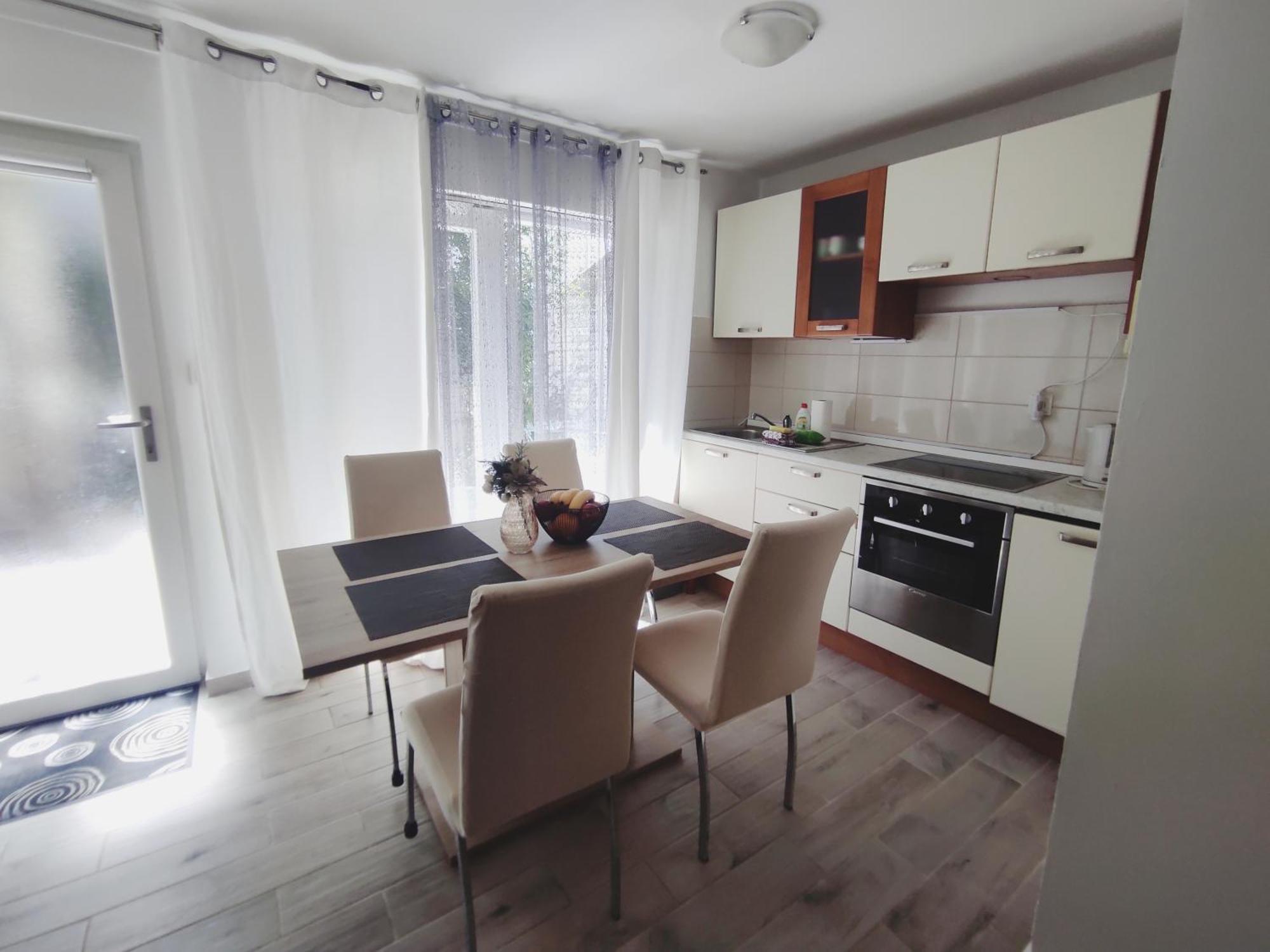 Apartments Emi & Nini Шибеник Екстер'єр фото